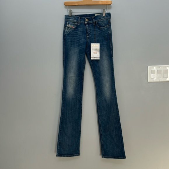 Diesel Blue Bootzee Bootcut Leg/Regular Waist Size 24 NWT - Picture 4 of 13